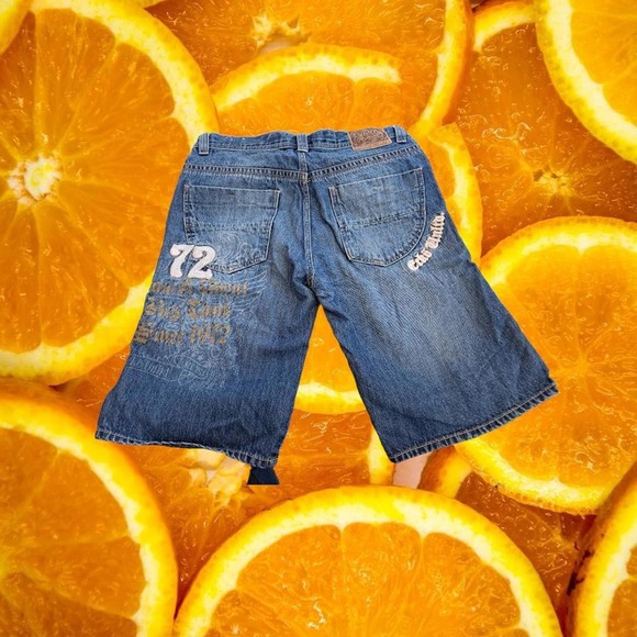 Ecko Unltd Denim Shorts with Floral Design and Patches Size 32 - Picture 2 of 8